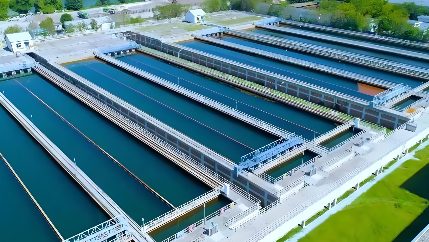 智慧水务管理 - 管网巡检与水质监测